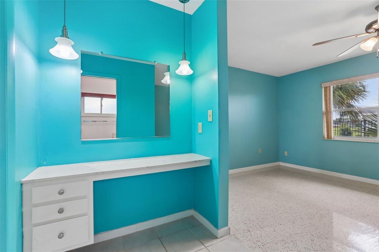1001 La Jolla Avenue , Sun City Center, FL 33573 Photo