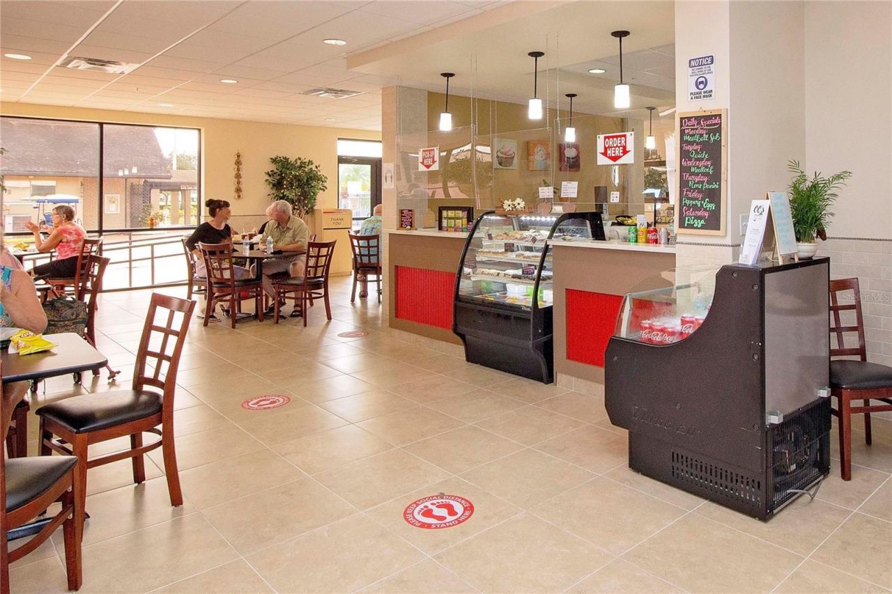 1001 La Jolla Avenue , Sun City Center, FL 33573 Photo