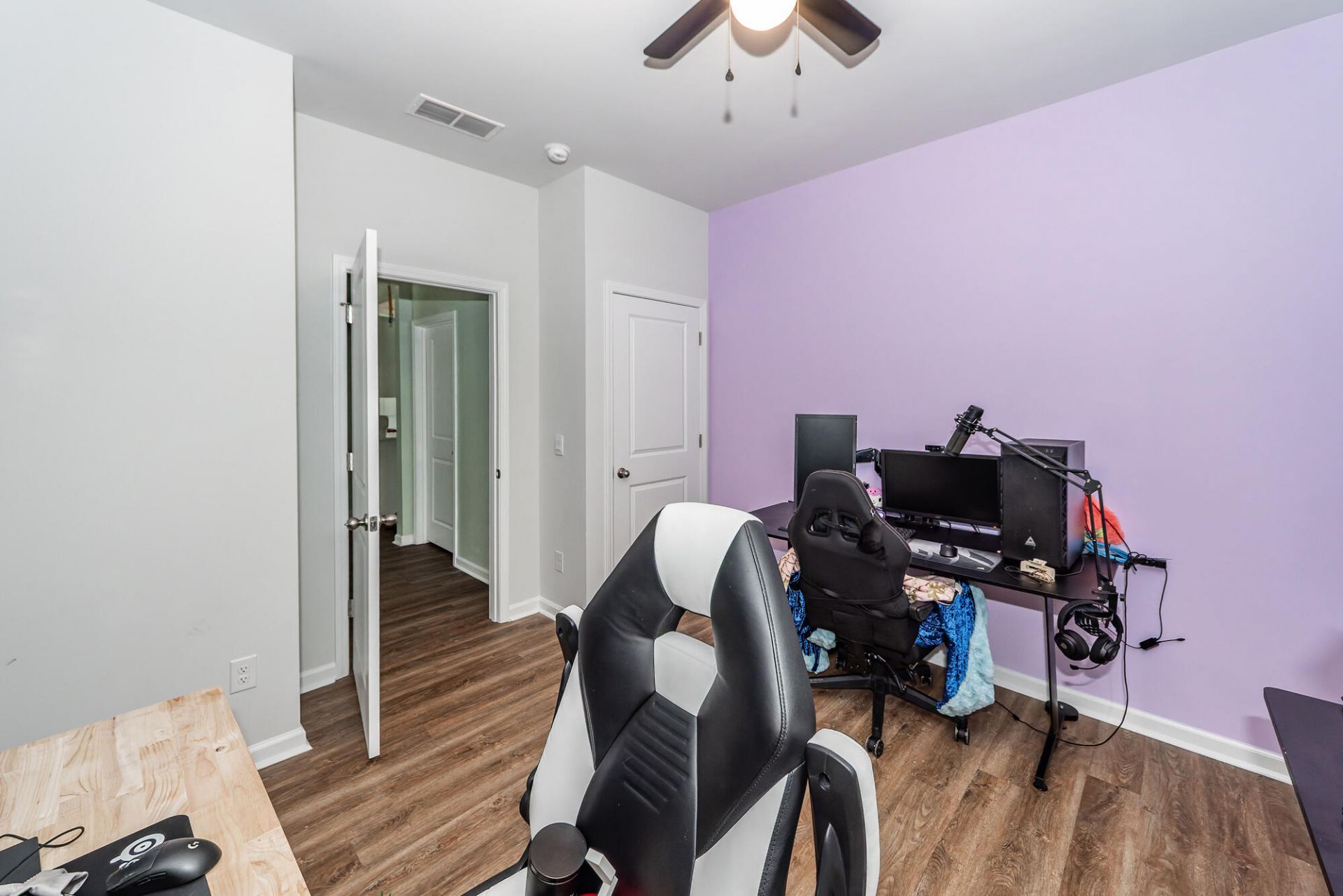 323 Willow Run Drive Photo 30