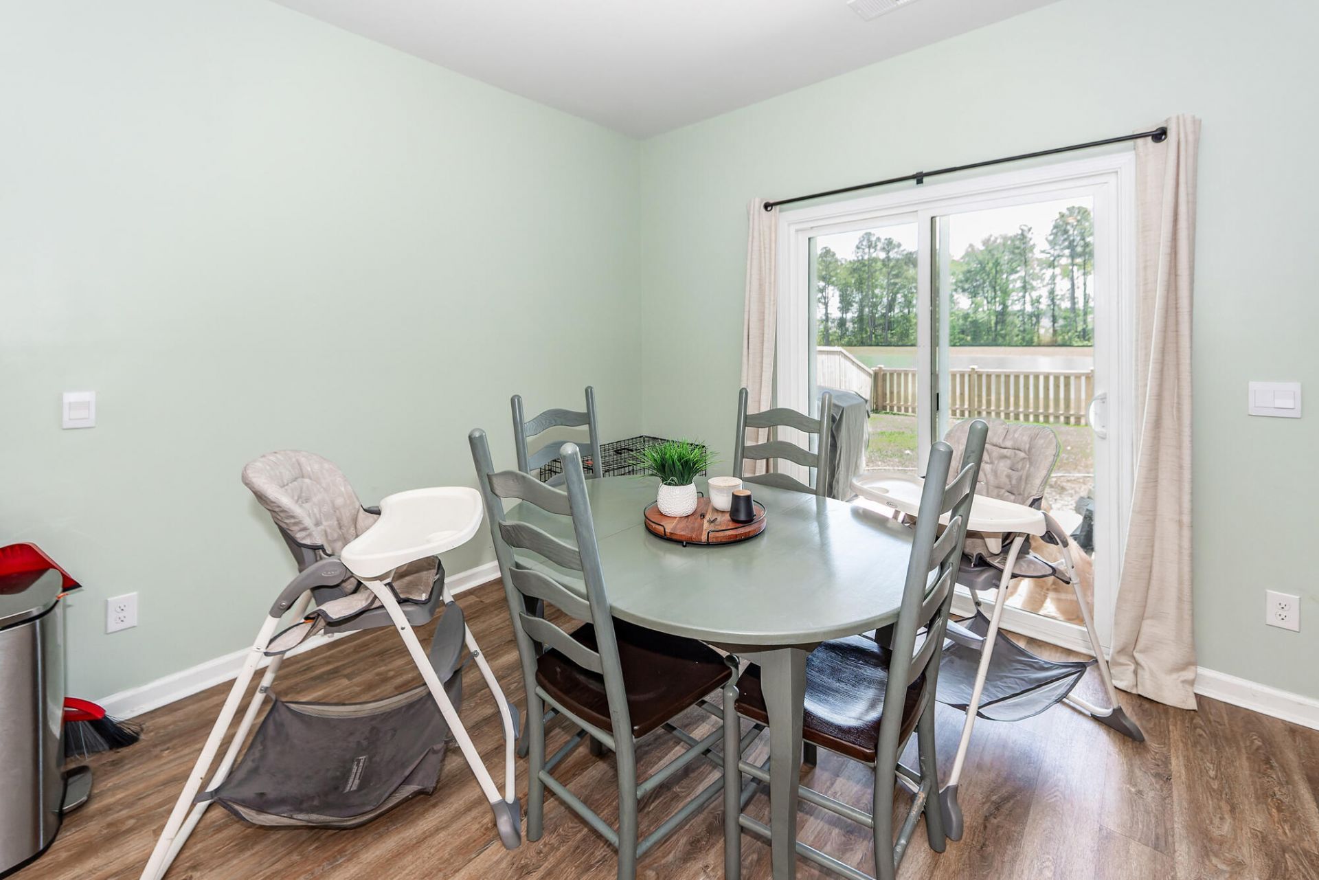323 Willow Run Drive Photo 9