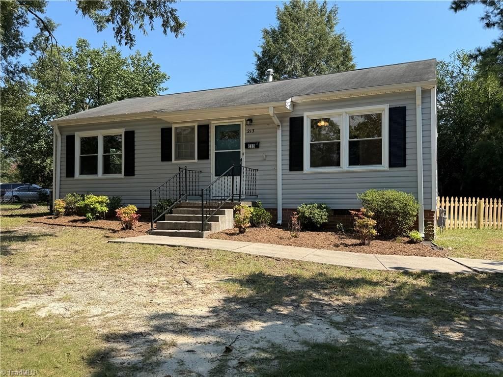 213 Watson Drive, Burlington, NC 27217 Main Photo