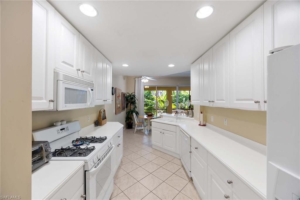 3955 Deer Crossing Ct, Unit 103, Naples, FL 34114 Photo
