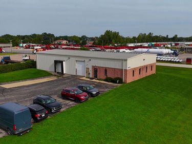 4015 Lockbourne Industrial Parkway , Columbus, OH 43207