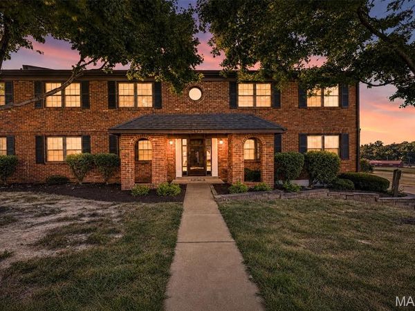 7923 Royal Arms Court , Unit 2, St Louis, MO 63123