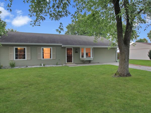 214 Depot Court , Bargersville, IN 46106