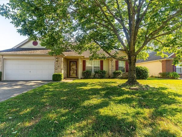 7955 Cedar Point Drive, Newburgh, IN 47630