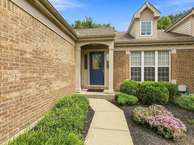 5638 Glenbrook Court, Mason, OH 45040 Photo 3