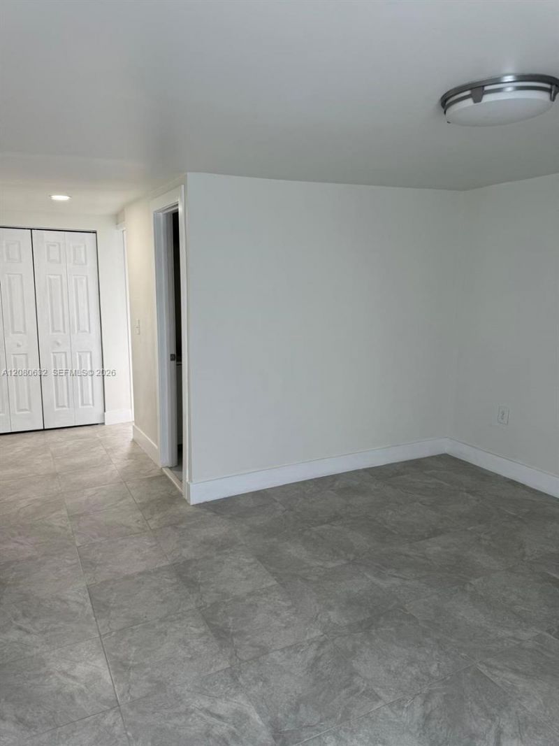 1220 NW 102nd St , Unit 1220, Miami, FL 33147 Photo