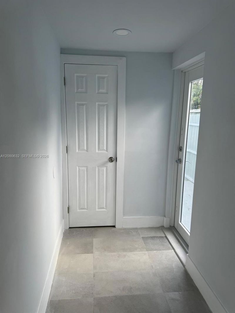 1220 NW 102nd St , Unit 1220, Miami, FL 33147 Photo