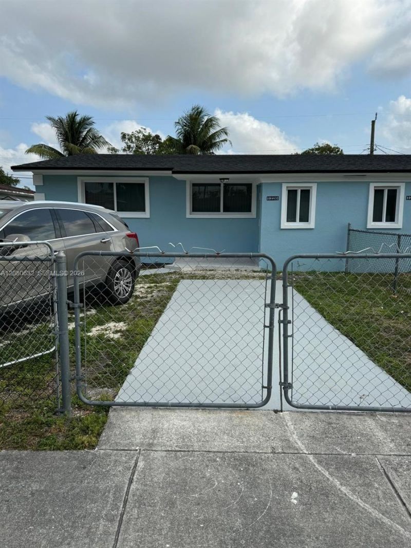 1220 NW 102nd St , Unit 1220, Miami, FL 33147 Photo