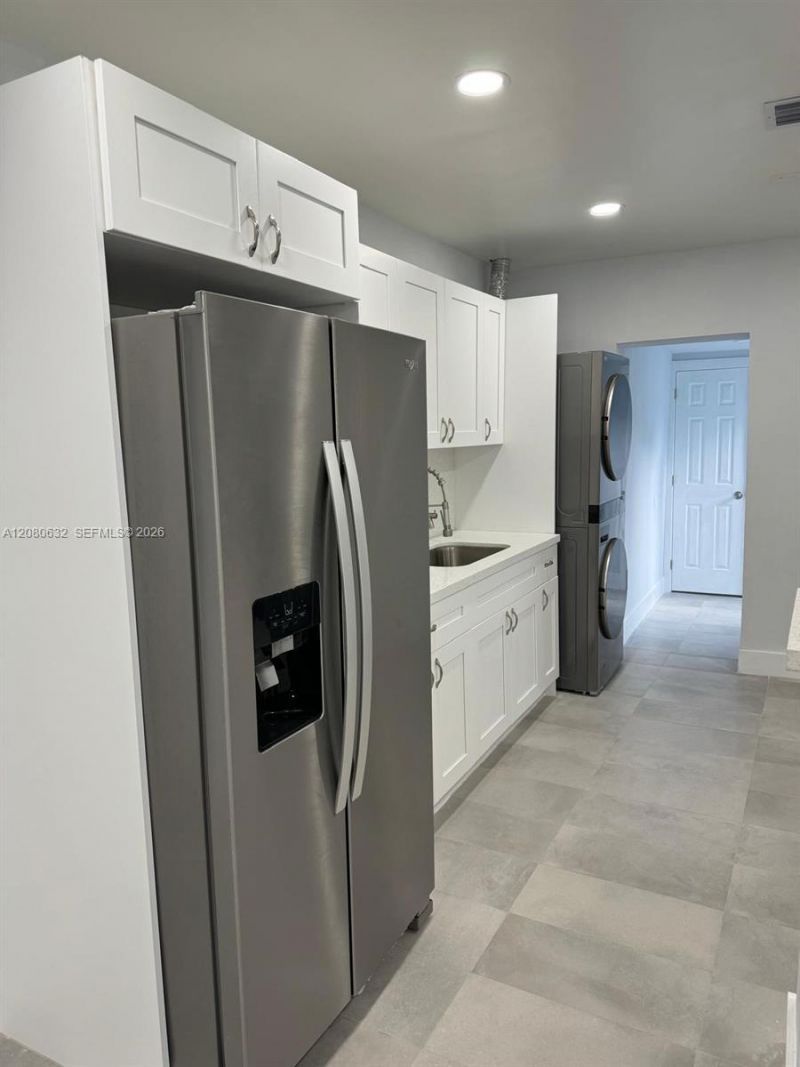 1220 NW 102nd St , Unit 1220, Miami, FL 33147 Photo