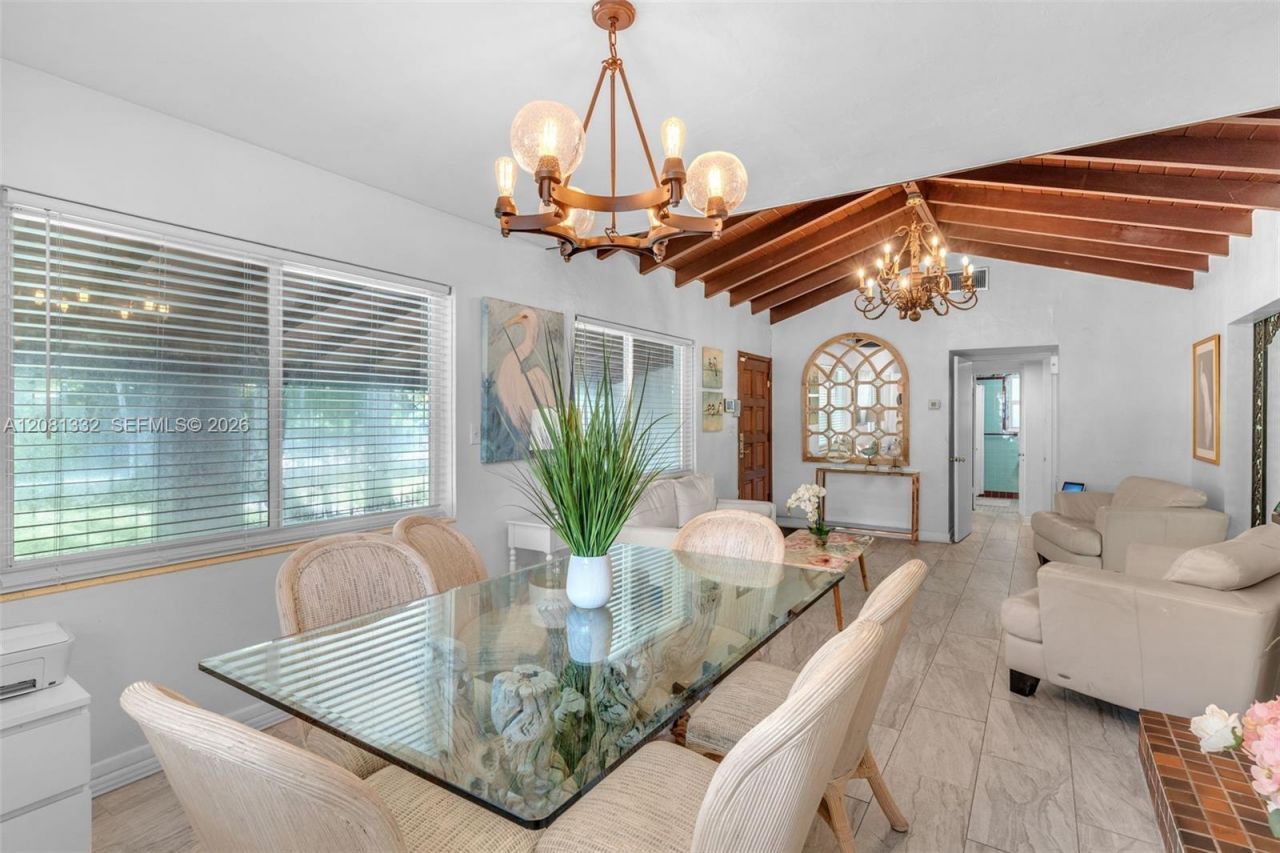 2407 Washington St, Hollywood, FL 33020 Photo