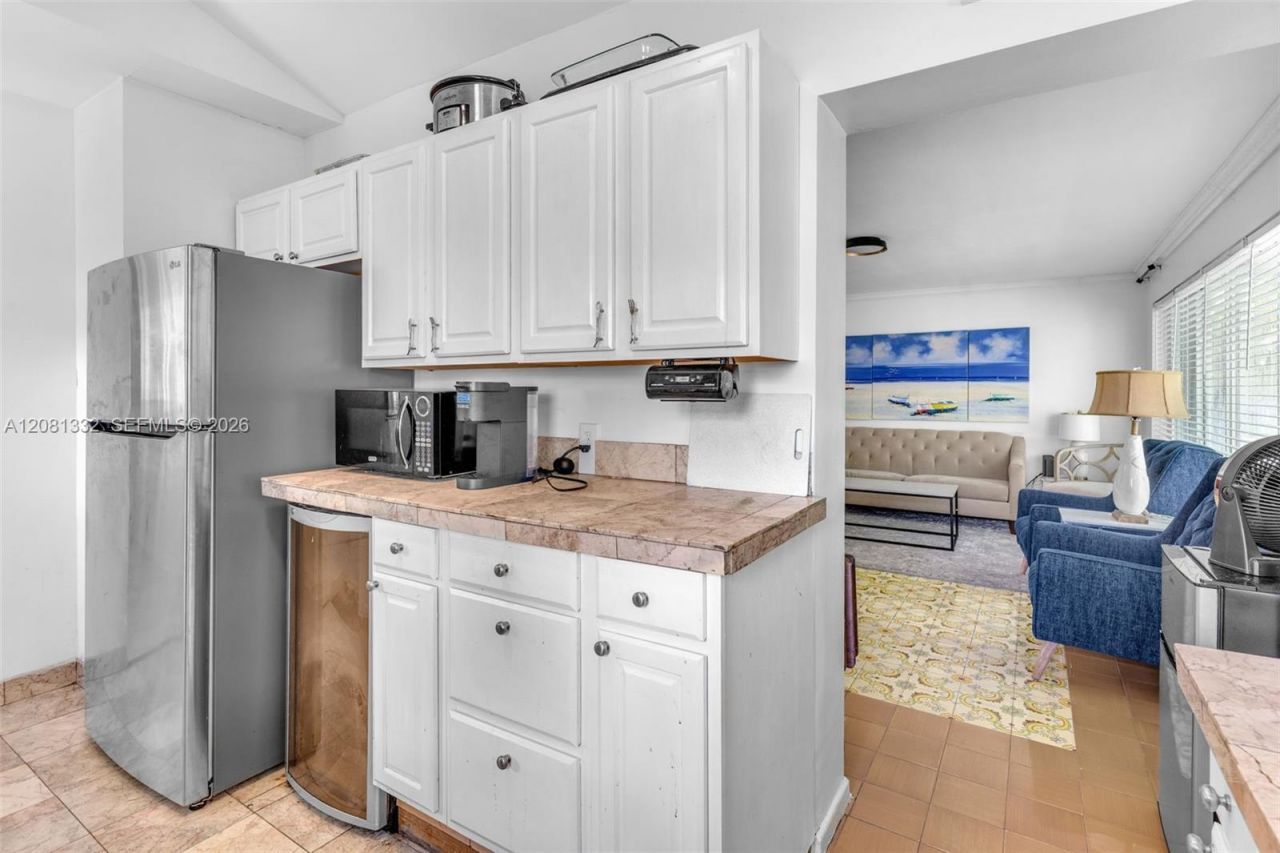 2407 Washington St, Hollywood, FL 33020 Photo