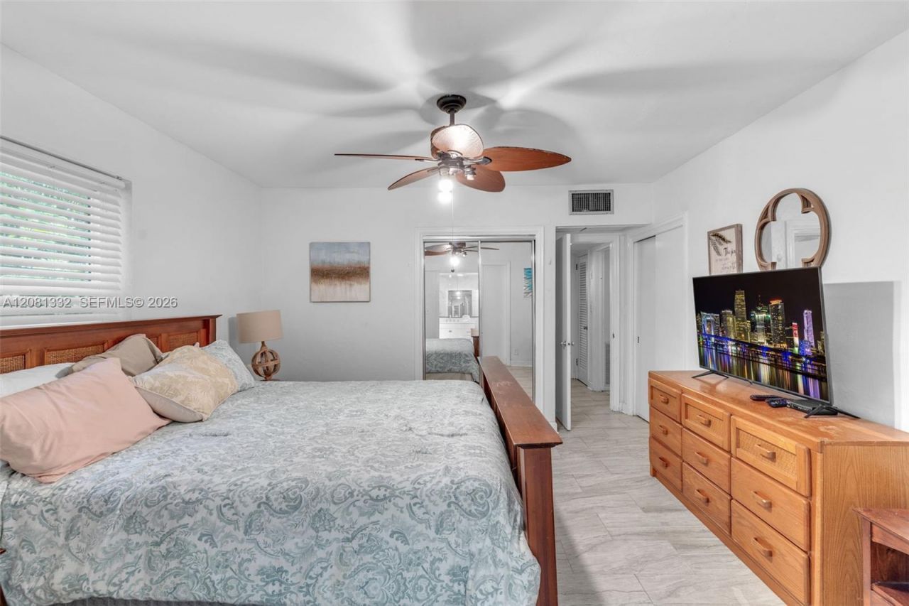 2407 Washington St, Hollywood, FL 33020 Photo