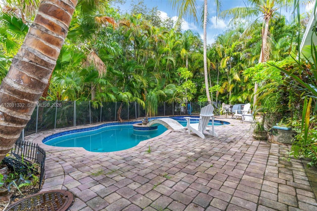 2407 Washington St, Hollywood, FL 33020 Photo