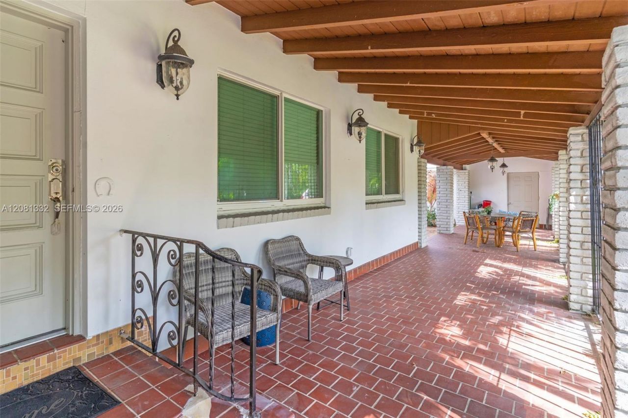 2407 Washington St, Hollywood, FL 33020 Photo