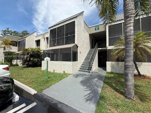 7913 SW 104th St , Unit 105-G, Miami, FL 33156