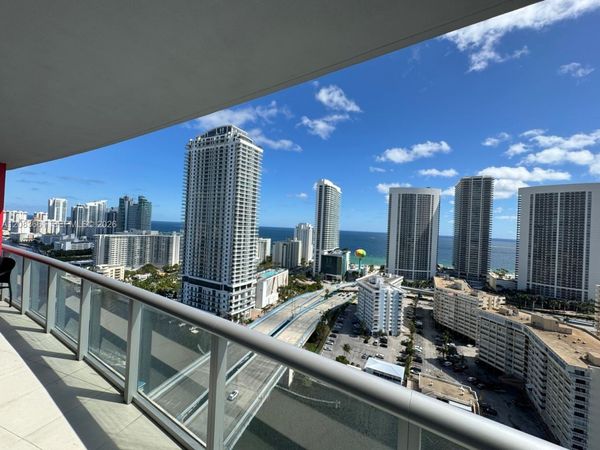 2600 E Hallandale Beach blvd , Unit T2701, Hallandale Beach, FL 33009