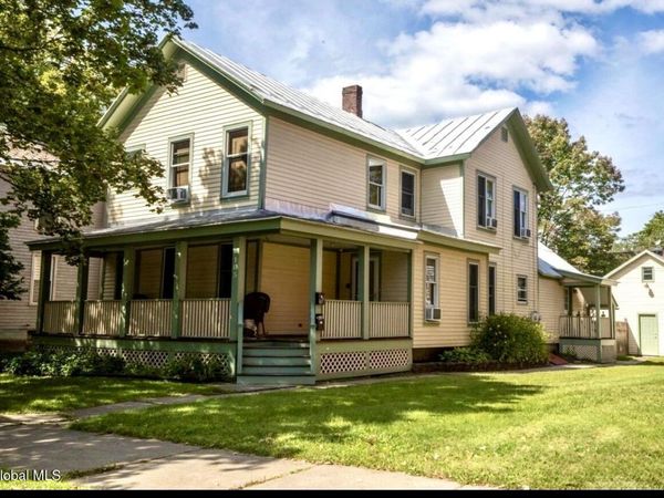 105 Van Dam Street, Saratoga Springs, NY 12866