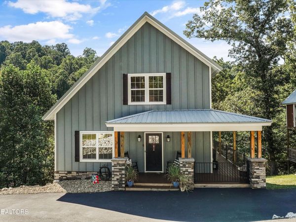 1700 Ridge Rd, Caryville, TN 37714