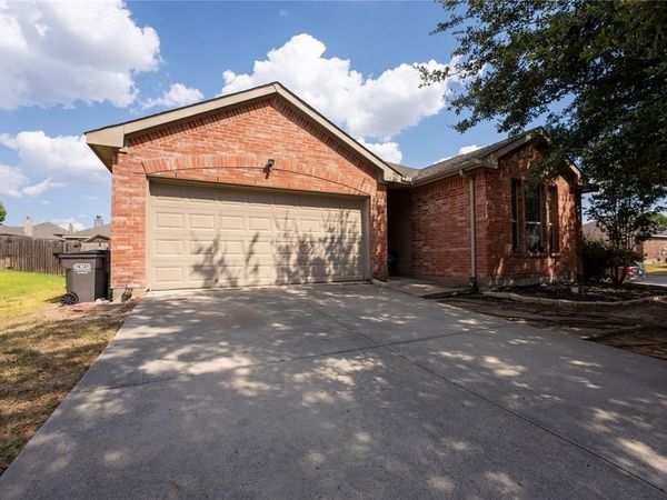 482 Hunters Ridge Drive, Melissa, TX 75454