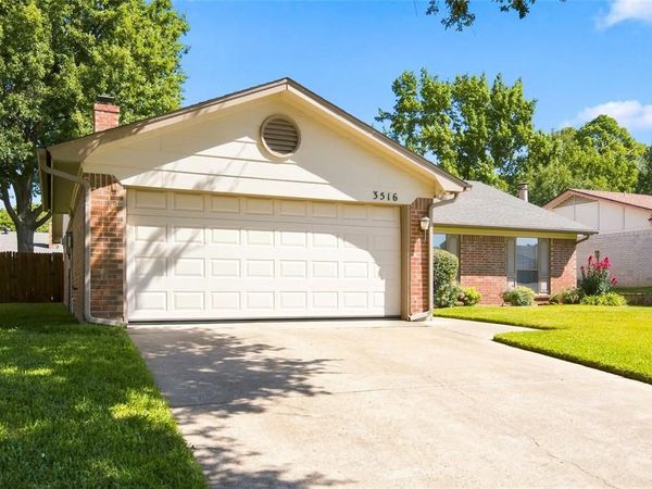 3516 Primrose Lane, Bedford, TX 76021