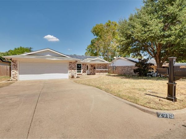 2913 David Lane, Arlington, TX 76013