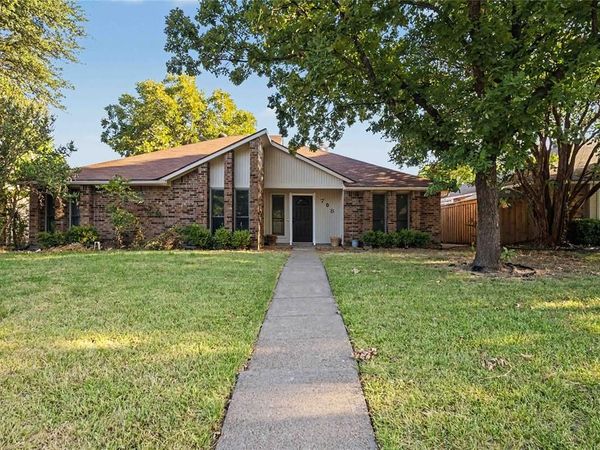 708 Whitewing Drive, Mesquite, TX 75150