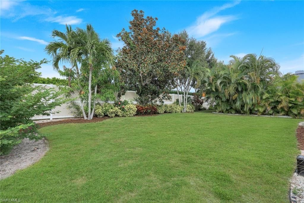 10951 Fieldfair Dr , Naples, FL 34119 Photo