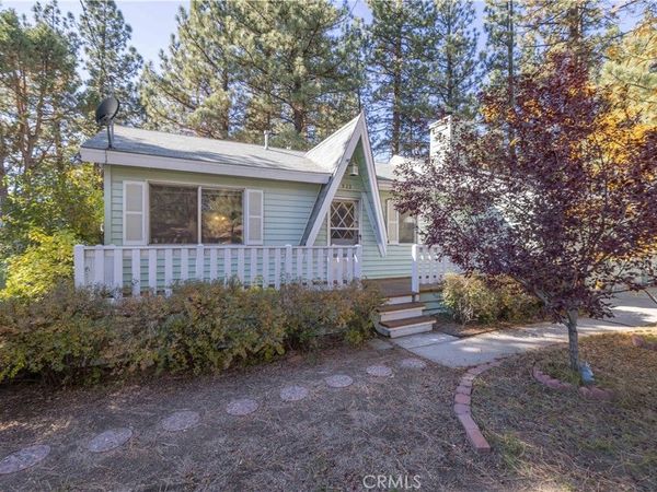 913 Tinkerbell Avenue, Big Bear, CA 92314
