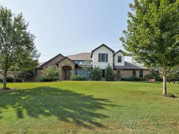 1020 Ascot , Edmond, OK 73034