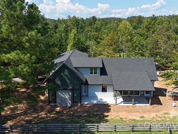 2303 Paddock Circle, Morganton, NC 28655