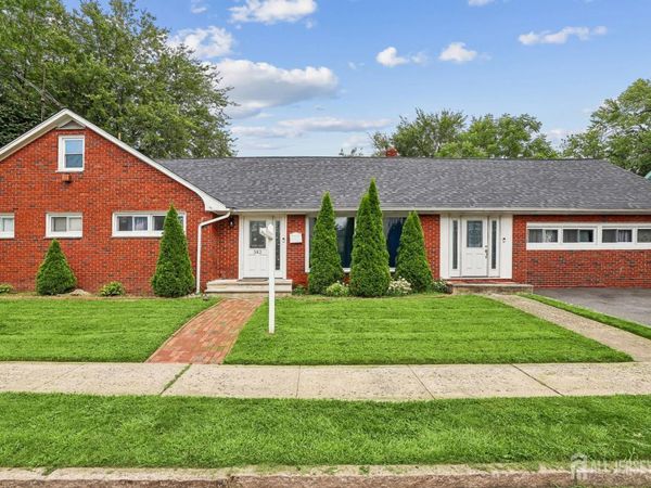 382 Amherst Street , East Orange, NJ 07018