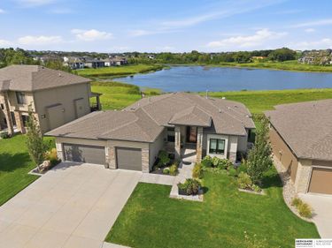 3626 S 205th Street, Elkhorn, NE 68022