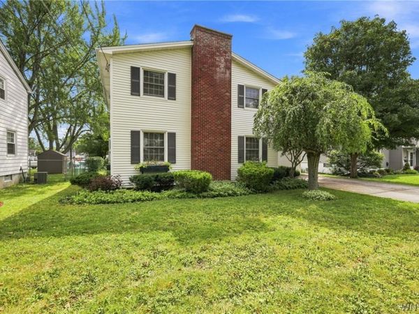 77 Mark Avenue , Hamburg, NY 14075