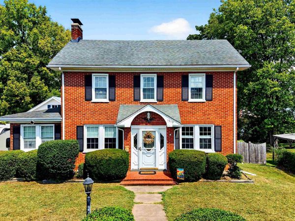 1519 PARK RD, WAYNESBORO, VA 22980