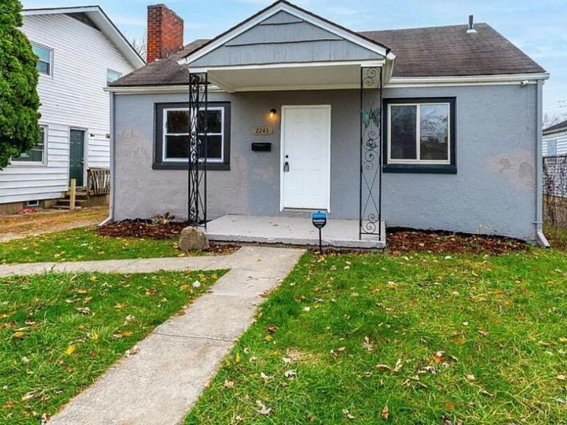 2243 Safford Avenue, Columbus, OH 43223 Photo 1