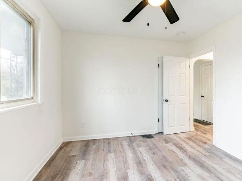 2243 Safford Avenue, Columbus, OH 43223 Photo 11