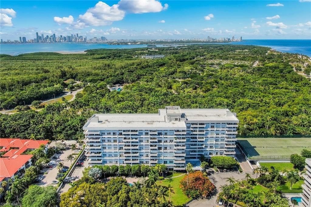 155 Ocean Lane Dr, Unit 103, Key Biscayne, FL 33149 Photo