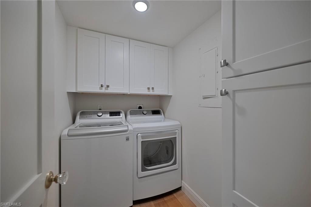 110 Wilderness Dr , Unit 129, Naples, FL 34105 Photo