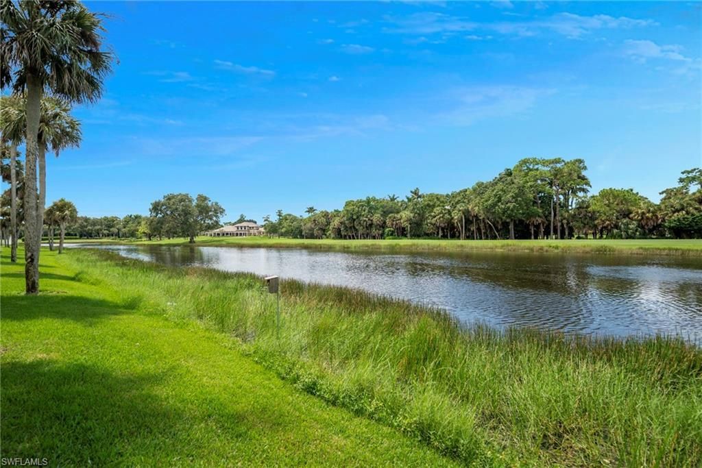 110 Wilderness Dr , Unit 129, Naples, FL 34105 Photo