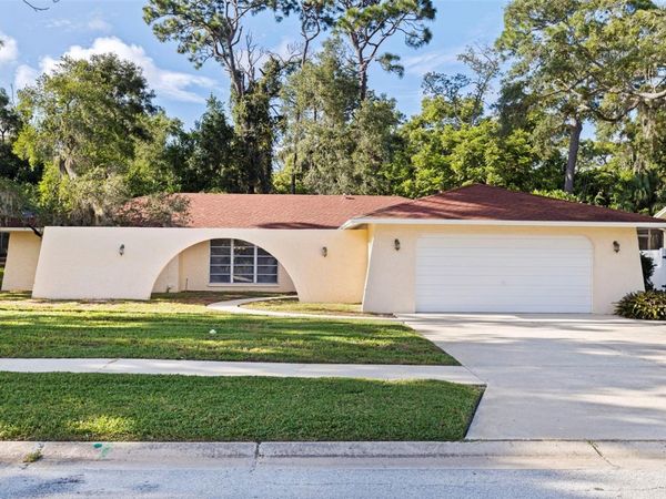 1374 INDIAN TRAIL N, PALM HARBOR, FL 34683