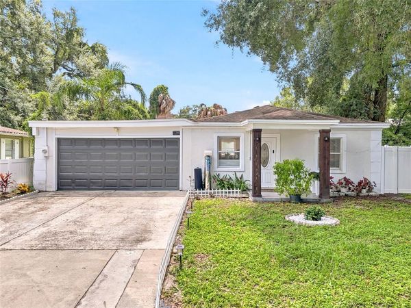 701 E CRENSHAW STREET , TAMPA, FL 33604