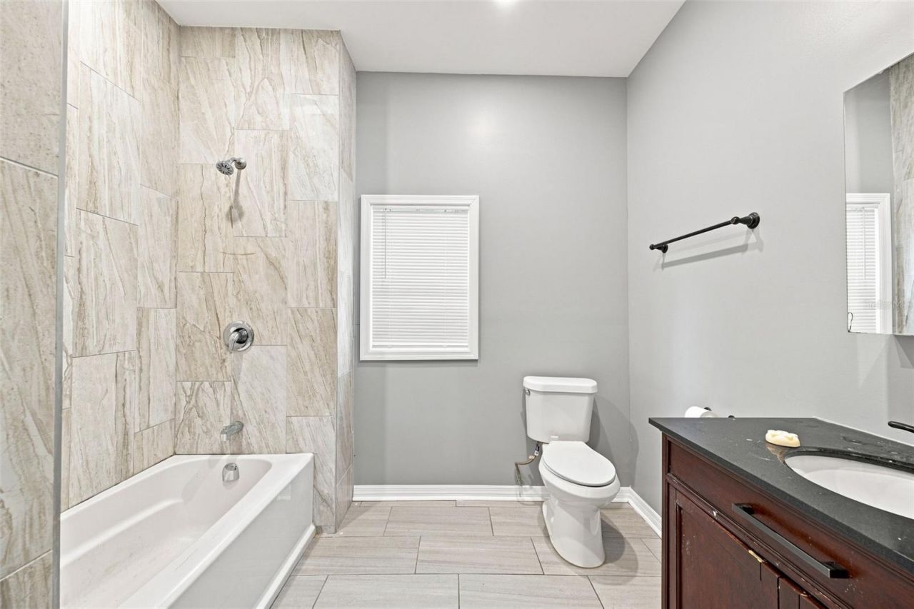 1609 E Lake Avenue , Tampa, FL 33610 Photo