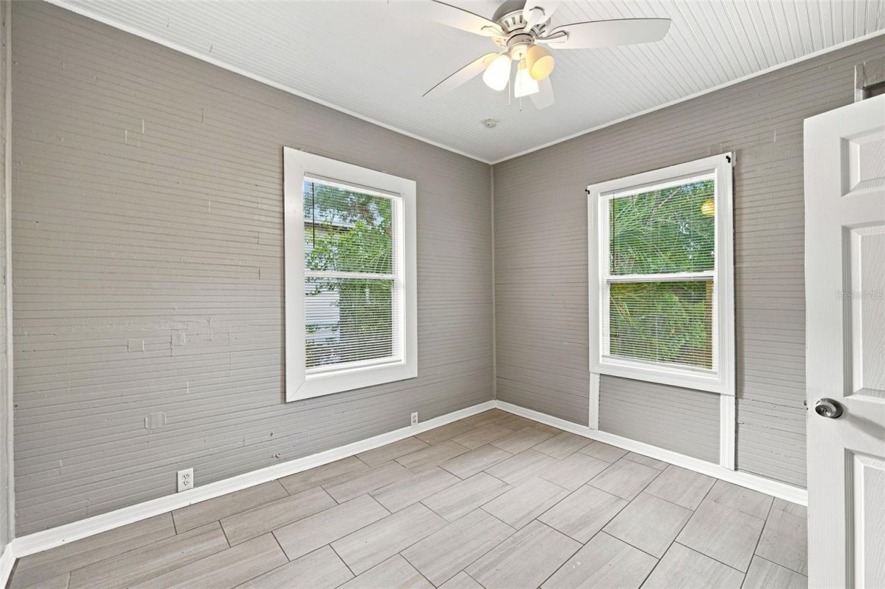 1609 E Lake Avenue , Tampa, FL 33610 Photo