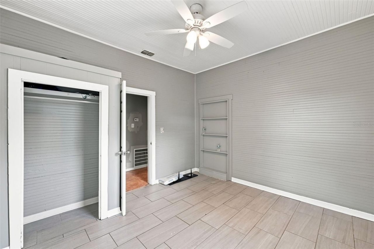 1609 E Lake Avenue , Tampa, FL 33610 Photo