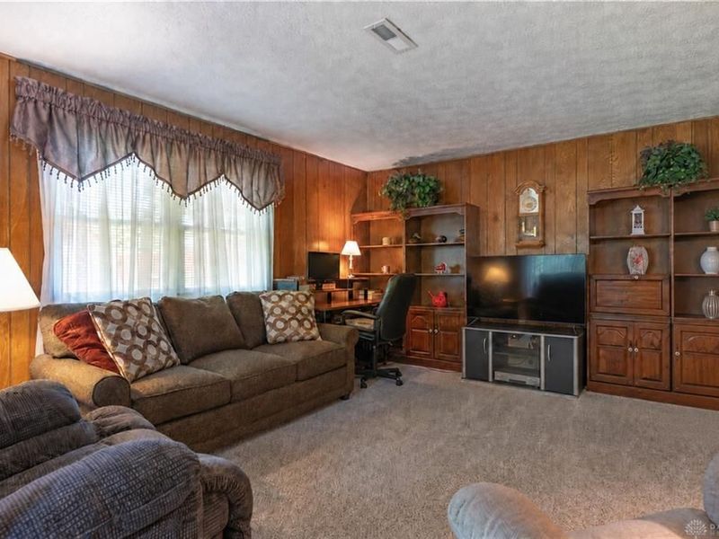 837 Colorado Drive, Xenia, OH 45385 Photo 11