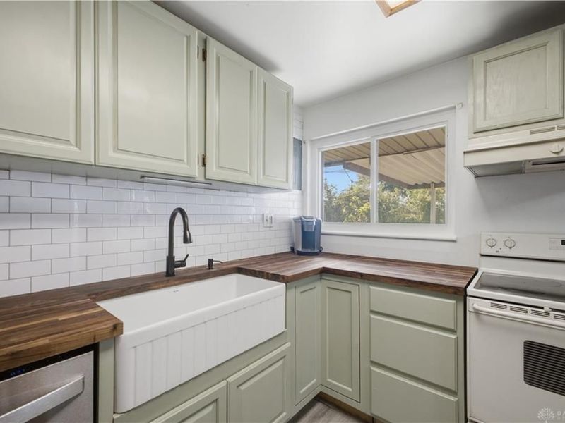 5159 Lemoyne Drive, Dayton, OH 45424 Photo 9