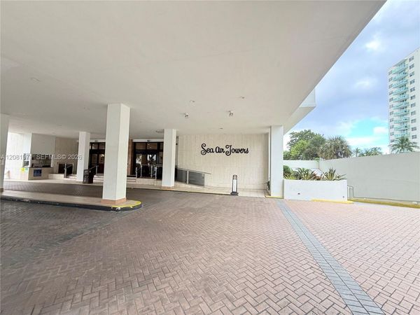 3725 S Ocean Dr, Unit 423, Hollywood, FL 33019