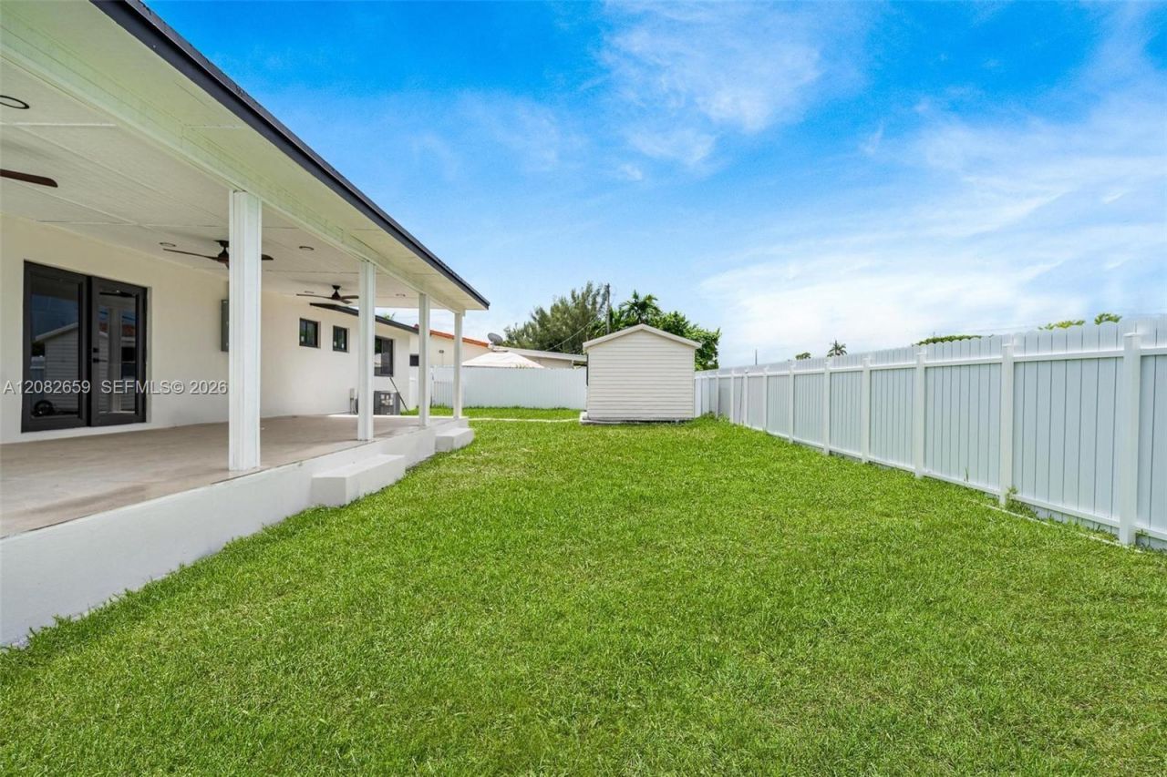 1700 SW 71st Ct , Miami, FL 33155 Photo